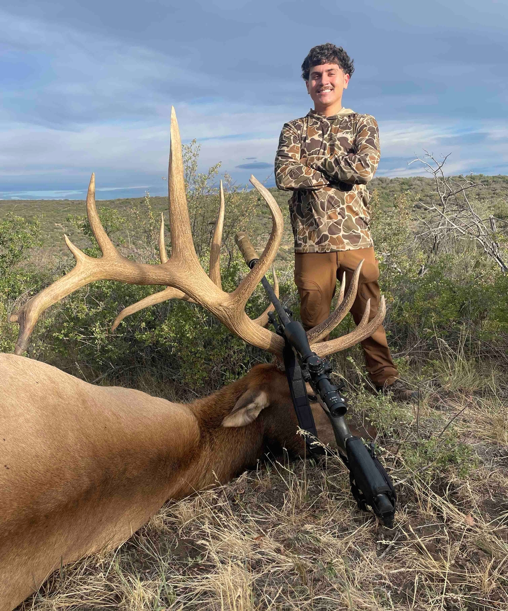 High Fence & Free Range Elk Hunts in Colorado High Fence & Free Range Elk Hunts in Colorado